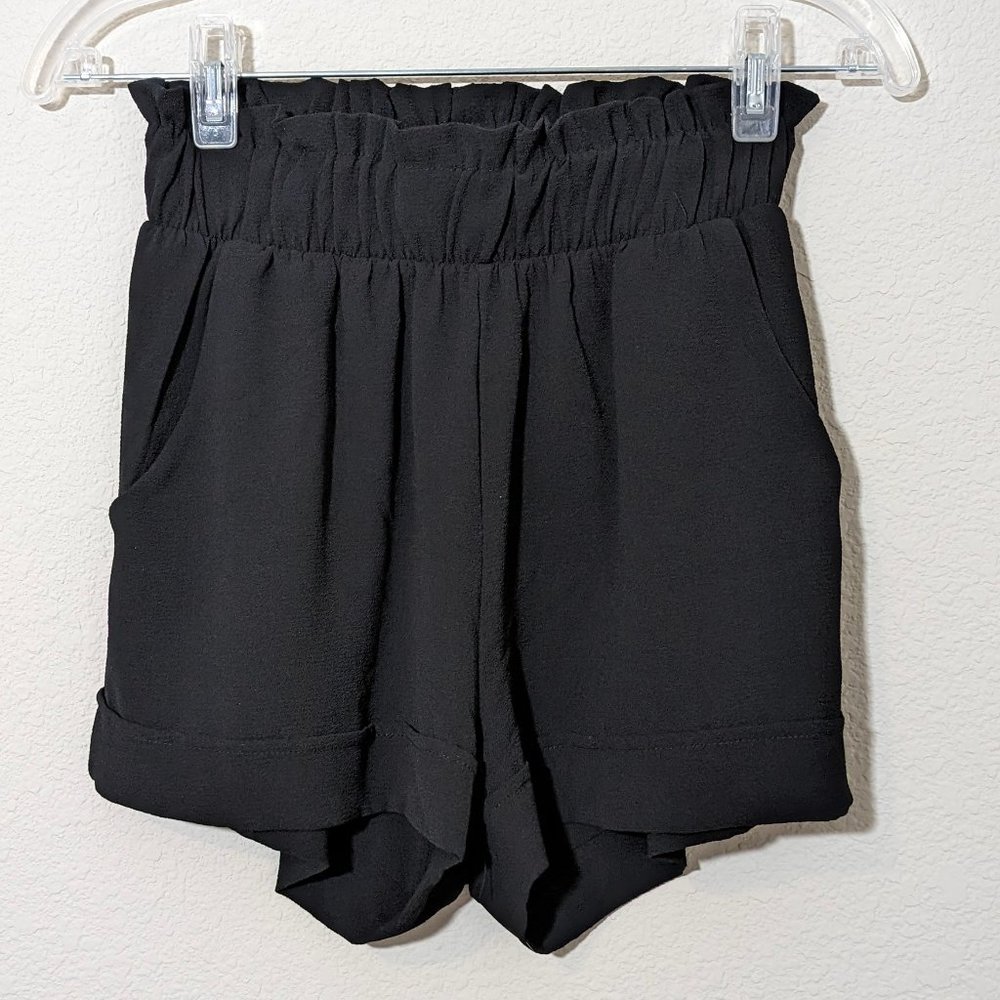 fab'rik PaperBag Style Shorts with Pockets (NWOT)